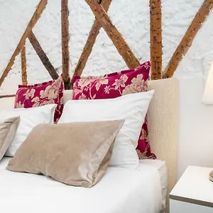 https://whome-downtown-family-apartment.hotels-lisbon-portugal.com